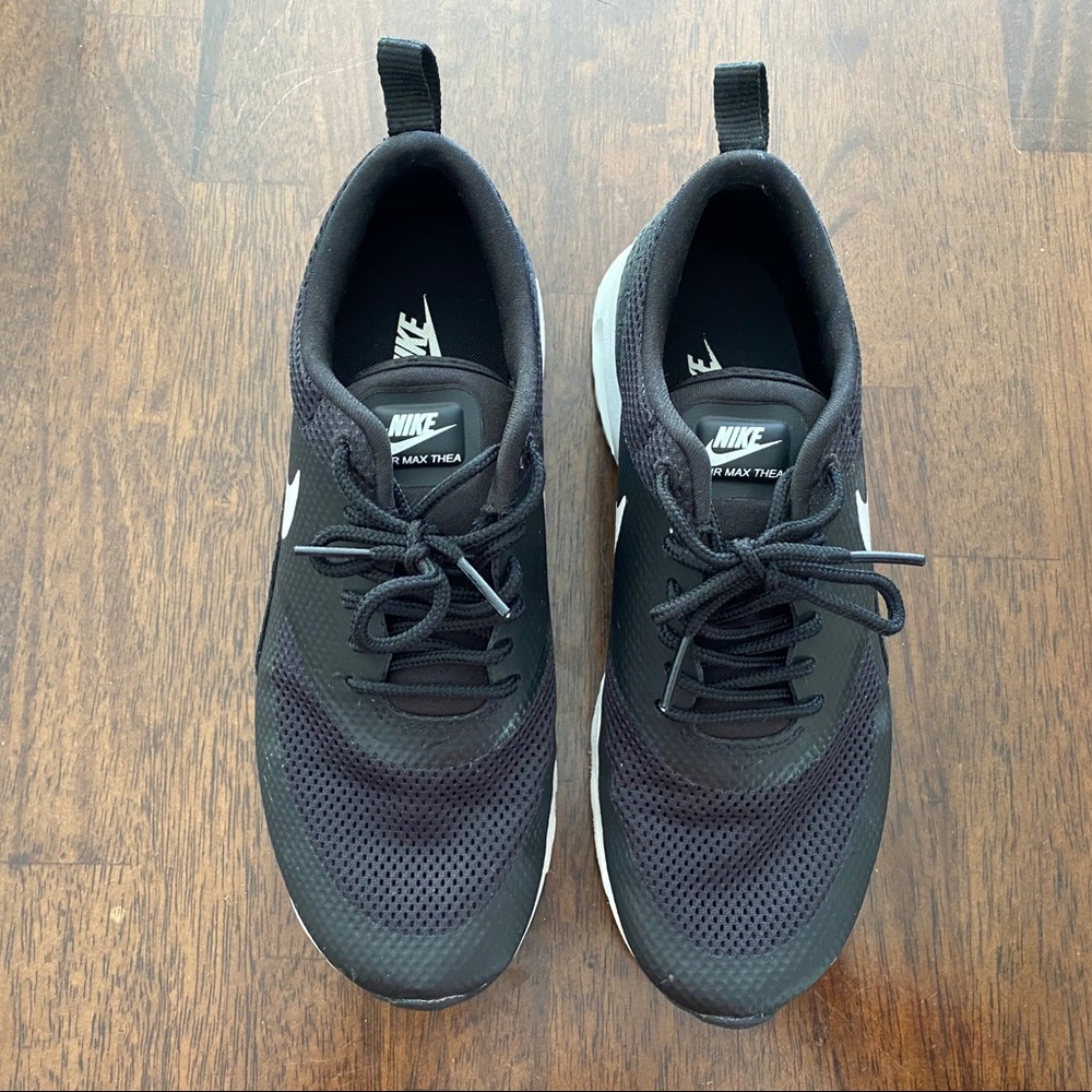 Women’s Nike Airmax Thea